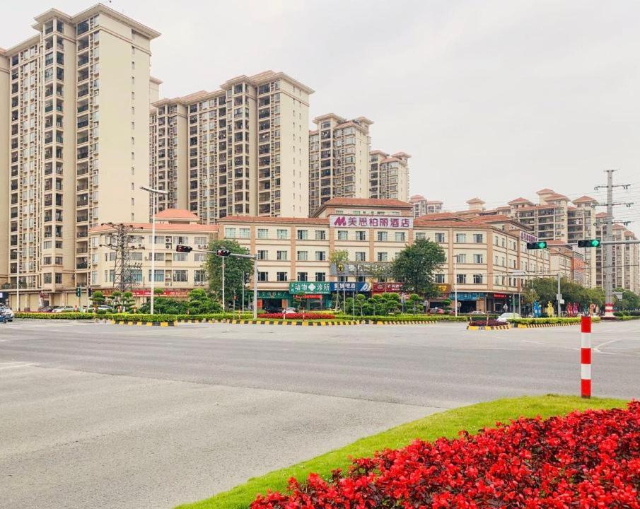 Mizparton Hotel South Qianjin Road Heshan  Exterior photo